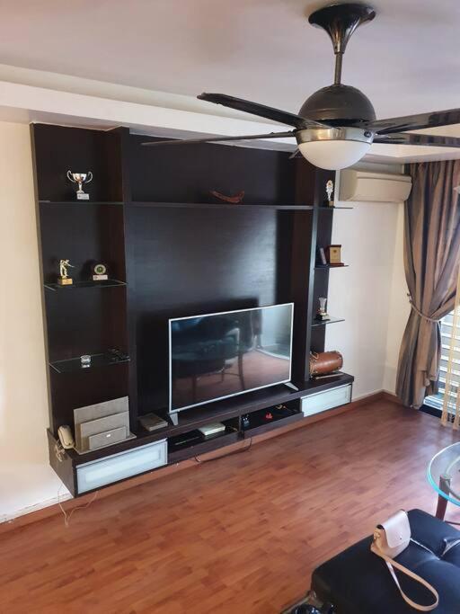 קואלה לומפור Putra Villa Condo מראה חיצוני תמונה